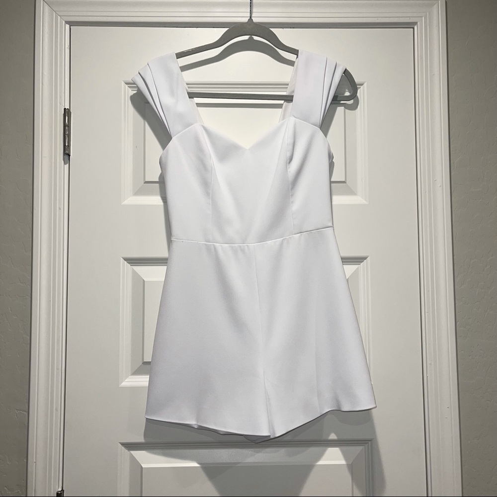 Alice + Olivia jumpsuit size 2